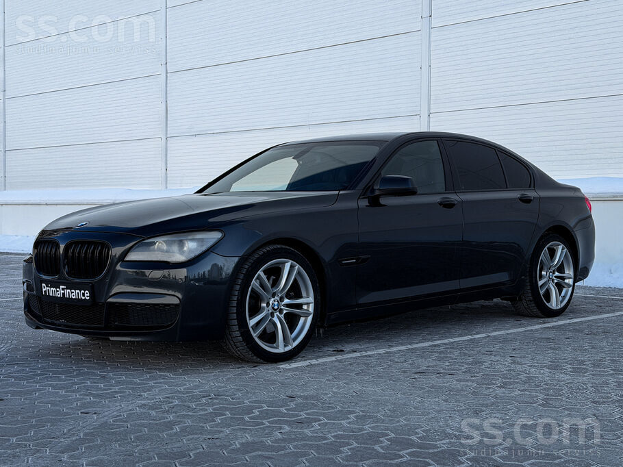 No Vācijas. BMW 740D X-Drive, M-Pack, viena no pilnākajām komplektācijām.