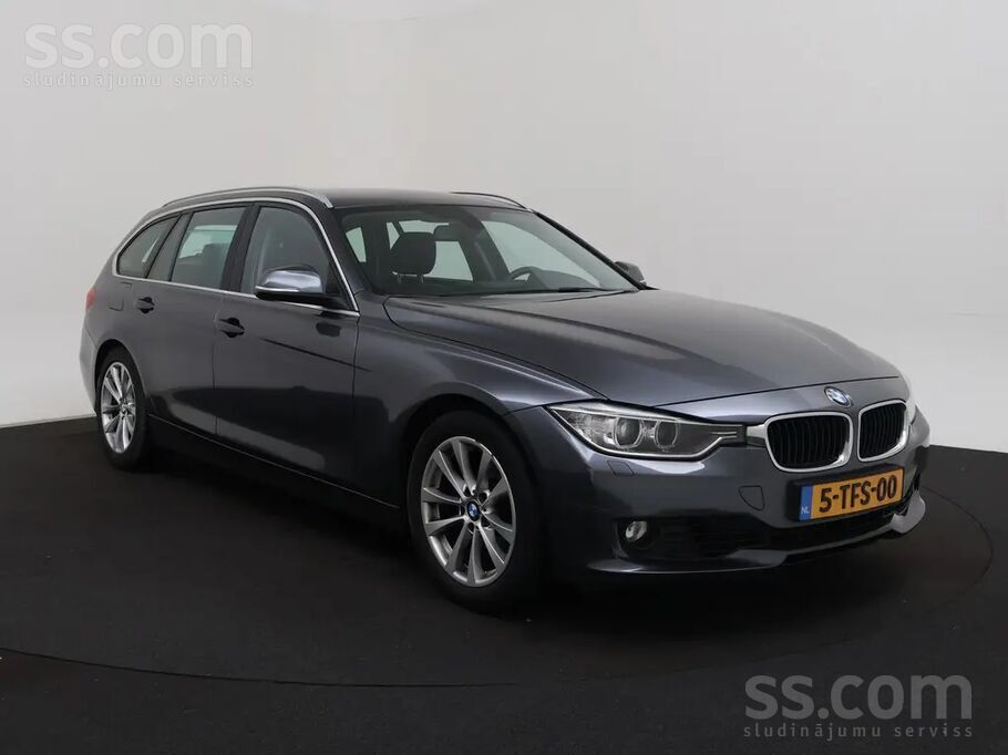 BMW BMW 320i 2014 2.0 Benzīns Automāts Āda ar apsildi,