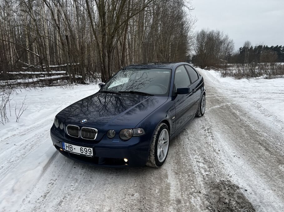 BMW Uz tirgu labi saglabājies 325ti kompakts no rūpnīc