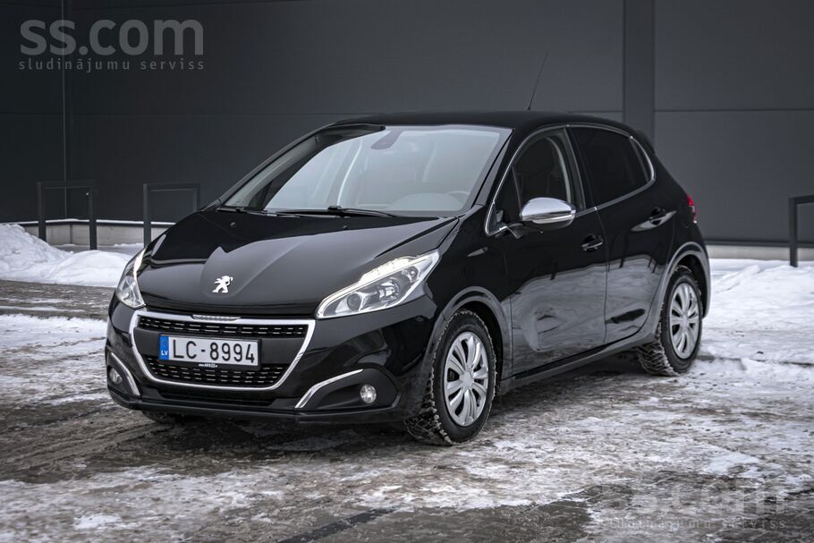 Peugeot 208 1.6 dīzelis, Mehānika.
Auto teicamā tehniskā un vizuālā stāv