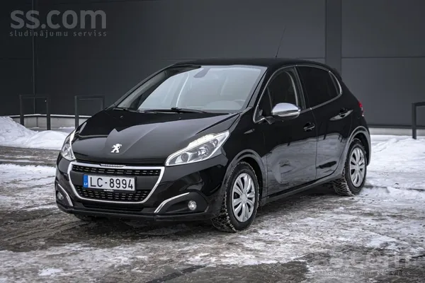 Peugeot Garantija - 1 gads bez nobraukuma ierobežojuma.