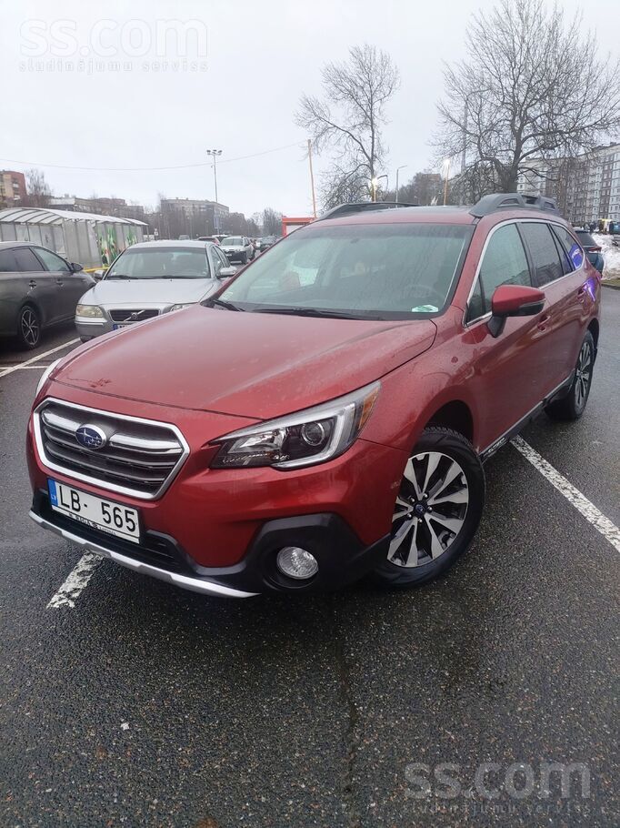 Subaru 46000км. Газ-бензин. Apple carpley. Android auto. 