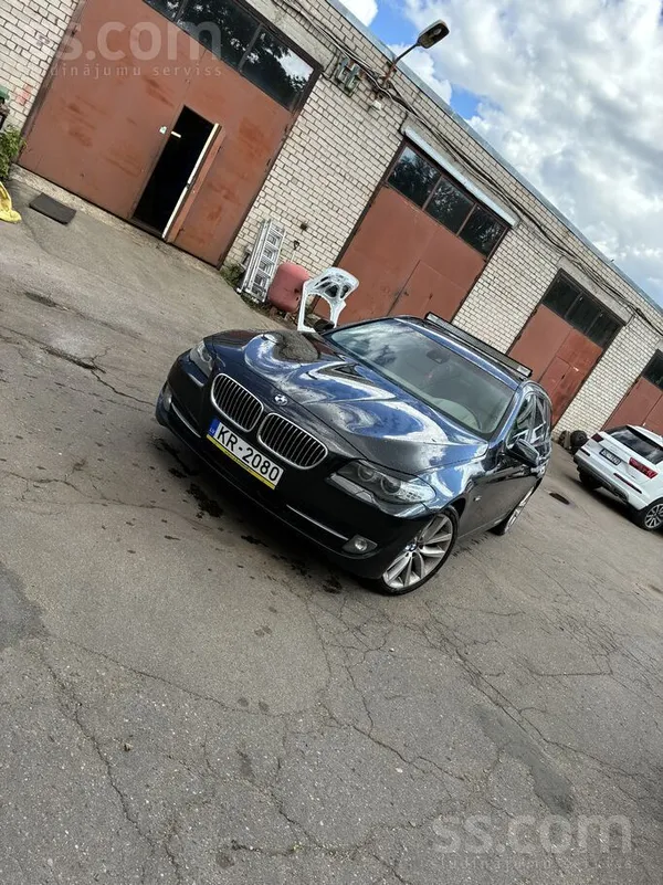 BMW Pārdodās BMW F11 535 I nauda netika žēlota šajā ma
