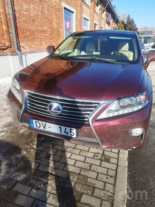 Lexus Продаю автомобиль в хорошем состоянии визуально и 