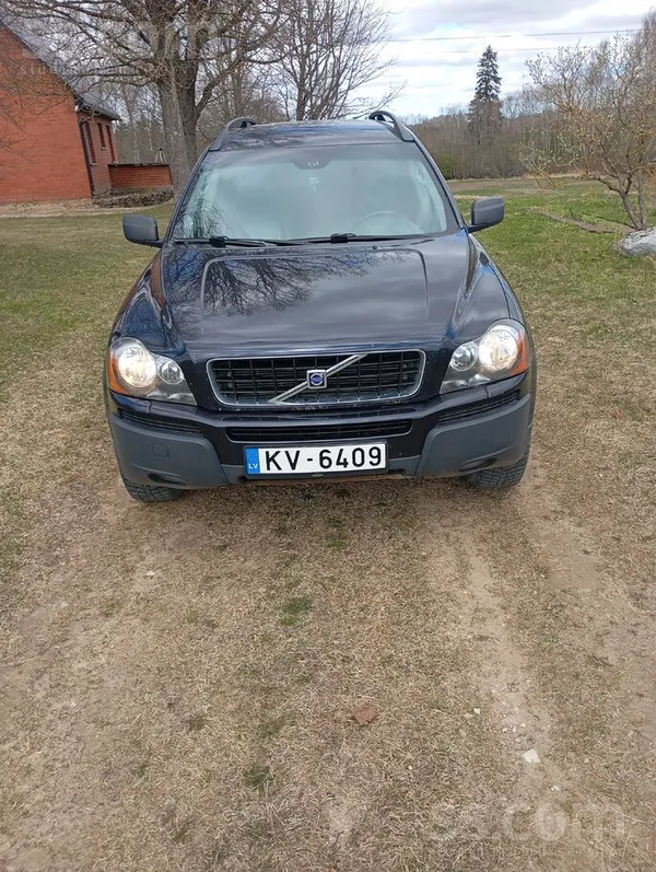 Volvo Mainu pret mikroautobusu. Neejošus un bez tehniskā