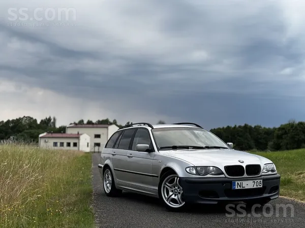 BMW 320 - 1