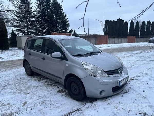 Nissan Sakarā ar jauna auto iegādi, tiek tirgots Nissan N