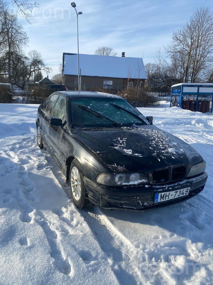 BMW E39 M52B20 ar skati ejoša stāvokli pazuda 3 un 4 robs. Metināts reduktor