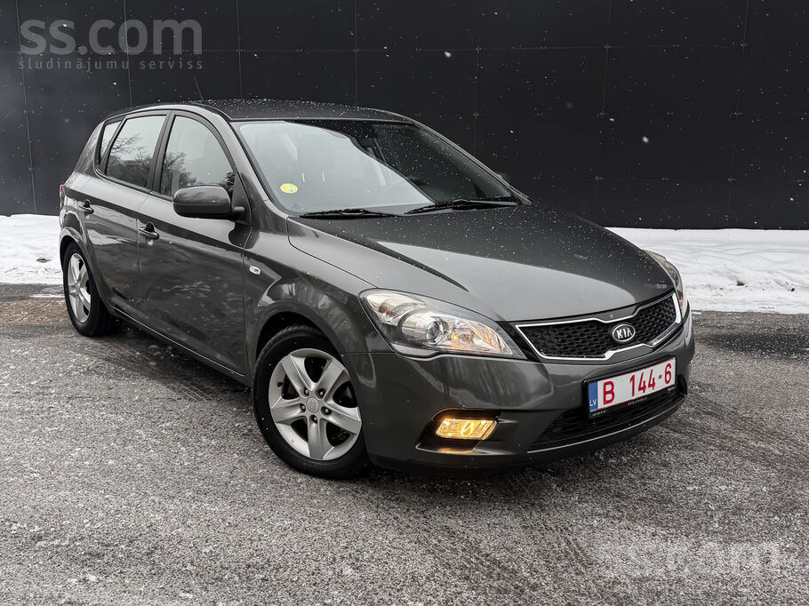 Svaigi ievesta no Beļģijas. 218 000km nobraukums. Sakabes āķis. Tavs auto va