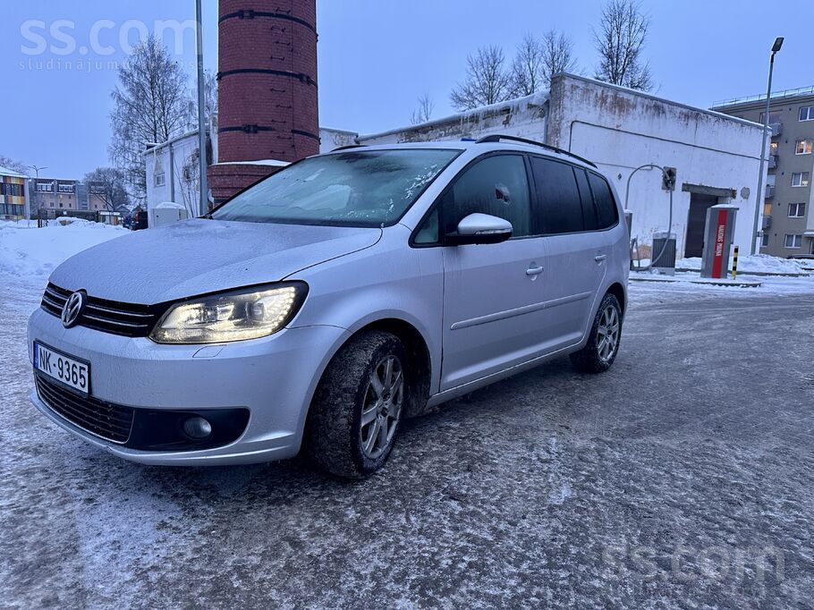 Volkswagen Pārdod uzticamu un ļoti ekonomisku ģimenes auto. A
