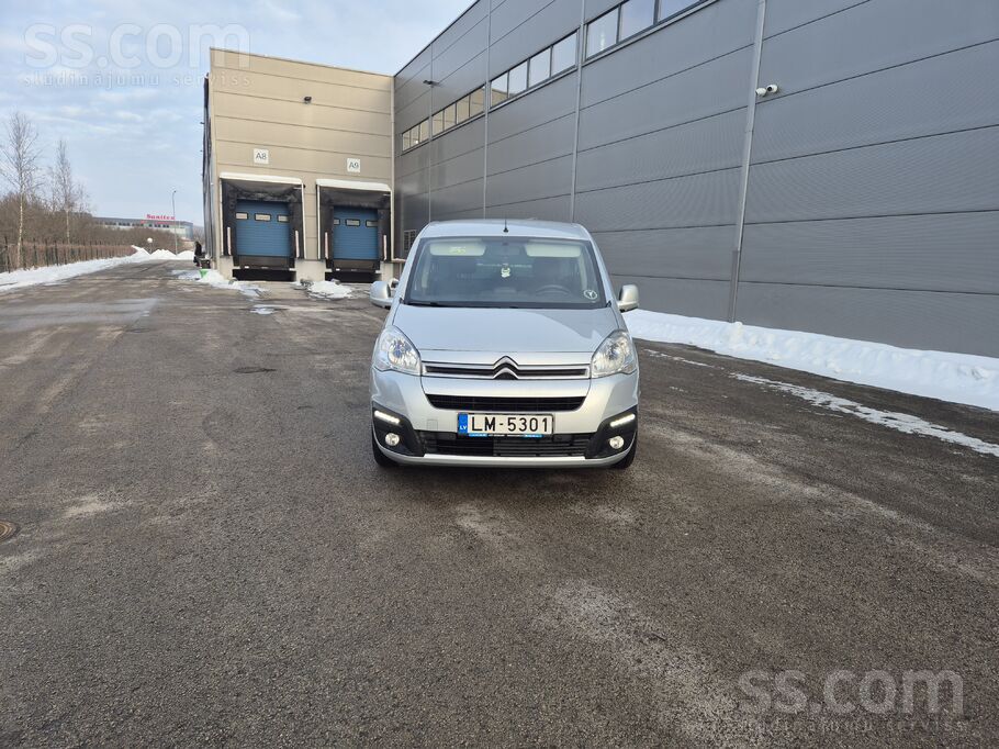 Pārdošu labā tehniskā un vizuālā stāvoklī. Tehniskā apskate vēl pusotru gadu