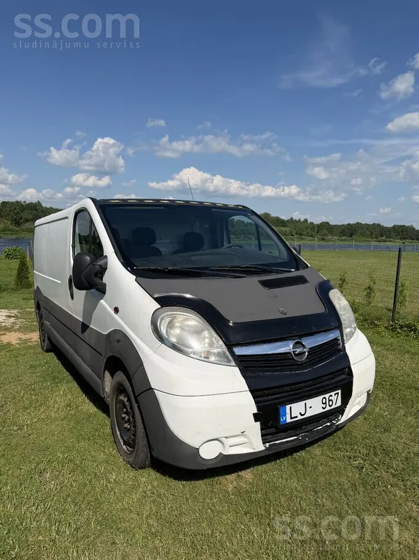 Opel Opel Vivaro 2.0 dīzelis, 2007. gada. 