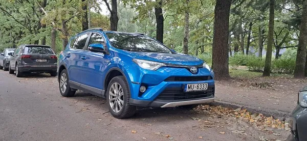 Toyota Toyota Rav4, 2016. gada, 2.5 benzīns/hibrīds, 114