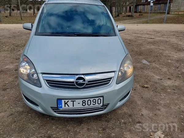 Opel Pārdodu Opel Zafira – ērts, ietilpīgs un uzticams 
