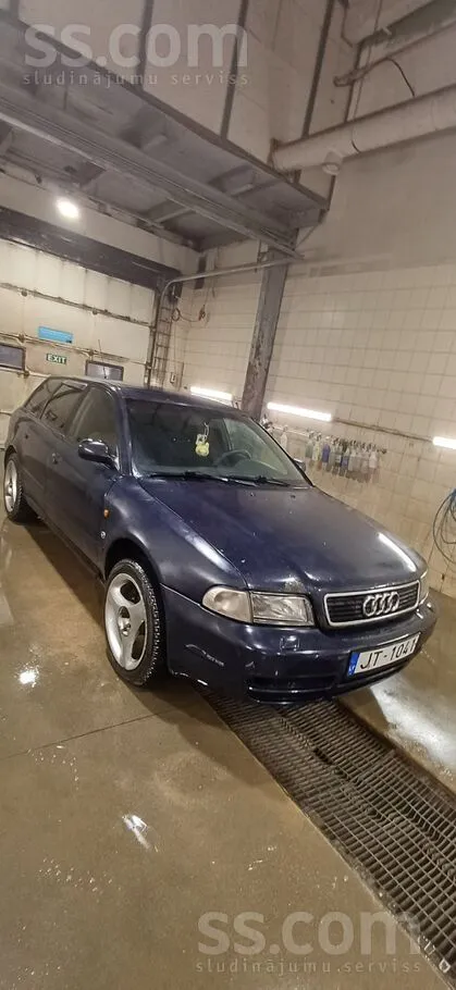 Audi Продаю свою первую машину, Audi A4 B5, с вечным дв