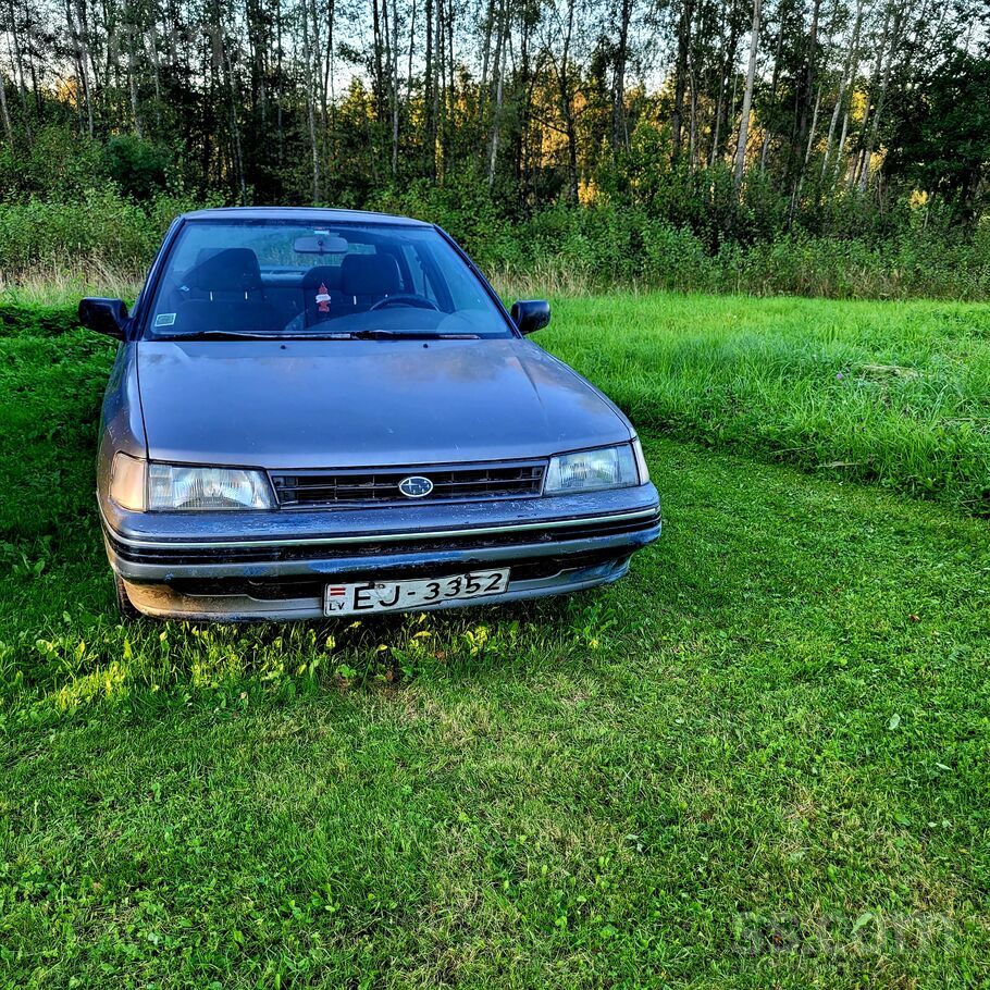 Tiek pārdots Subaru Legacy 1990 gada. Auto domāts vairāk reistaurācijai. Aut