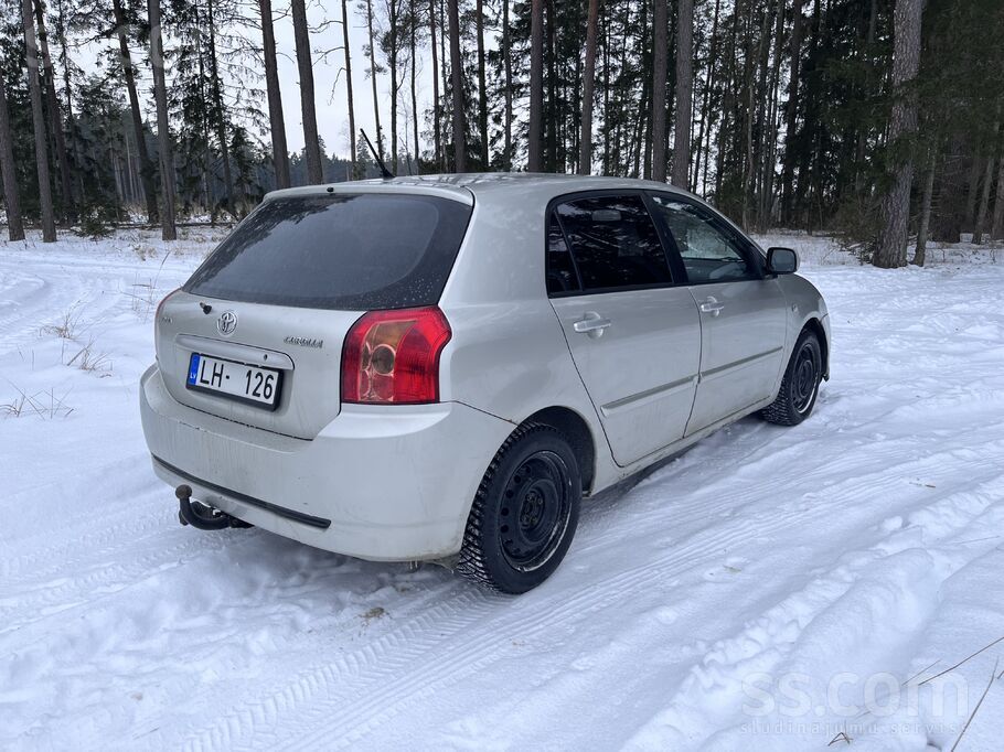 Toyota Auto ļoti labā tehniskā stāvoklī. 
