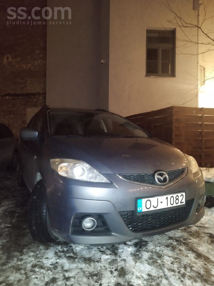 Mazda5 Restyling Edition. 7 мест. В очень хорошем техническом и внешнем сост