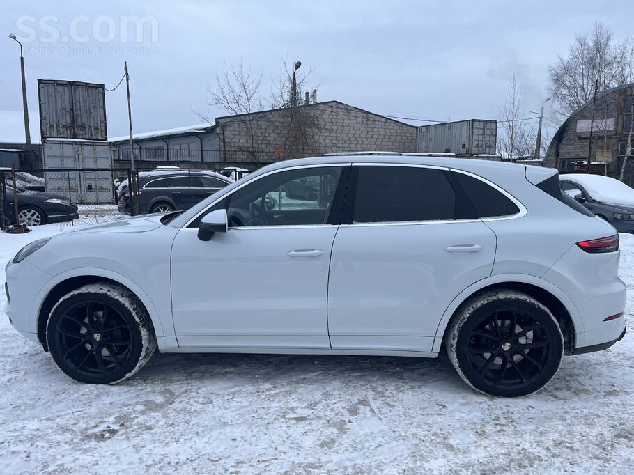 Pārdod Porsche Cayenne 340 Zs, Jaunas ziemas riepas. Automašīna ir perfektā