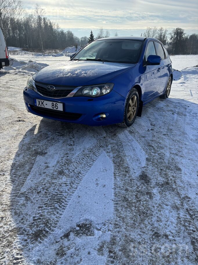 Subaru Pardod Subaru Imprezu. Nav sarúsèjusi, mazi vizuál