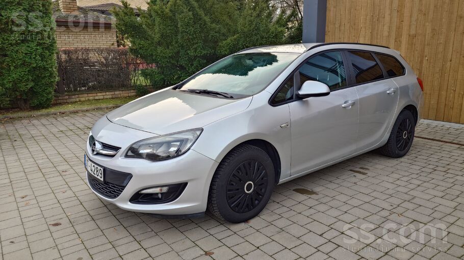 Ērts, ietilpīgs un ekonomisks Opel Astra Sports Tourer Ecoflex 1.6 Cdti, 81