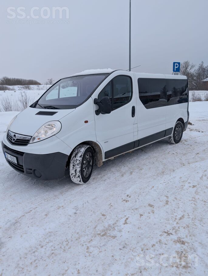 Opel 9 мест , длинная база, тонировка, отличное состоян