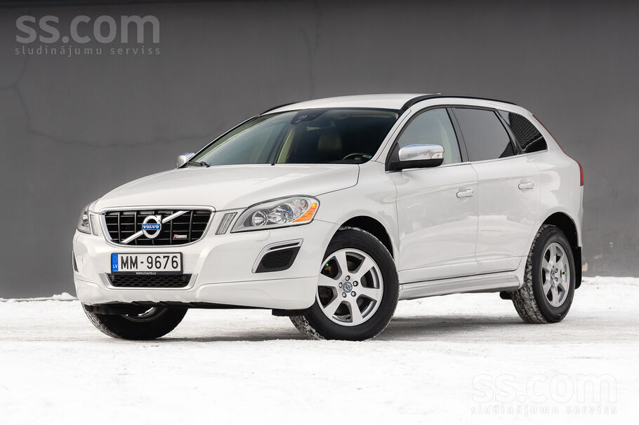 Volvo Pārdodu Volvo Xc60 R-design Awd pilnpiedziņa ar 2.