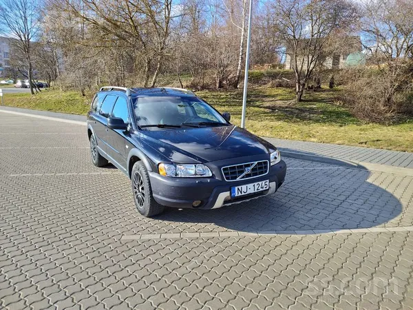 Volvo Vizuāli un tehniski ok, motors strādā, un automāti