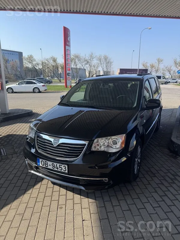 Lancia Lancia Voyager. 2.8 Crd, 130kw. Stow’N’Go. Nesen i