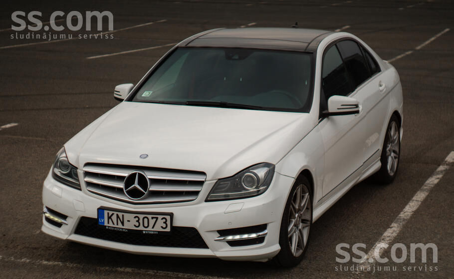 Pārdodu Mersedes-Benz C220, Amg pakete. 
Auto teicamā tehniskā stāvoklī, te