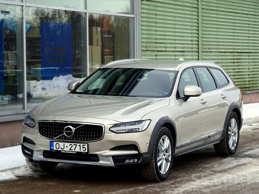 Volvo Cross Country D4 190Zs 4×4 Autom Adaptive-Led Āda 