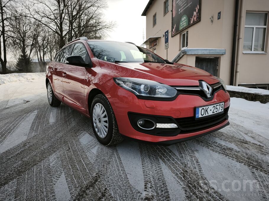 Tikko ievests Renault Megane 1.2 Bēnzins 85kw-116zs. Auto ļoti laba tehniska