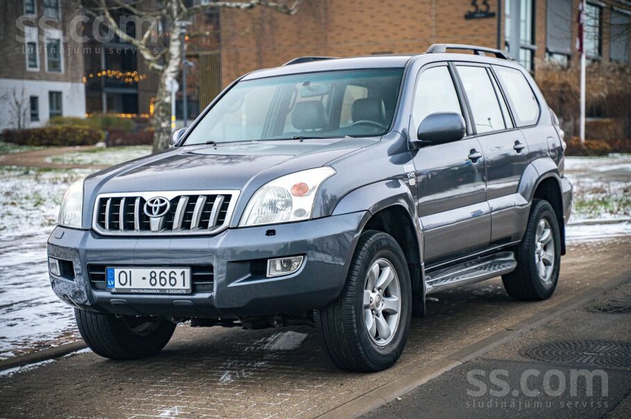 Toyota Pārdod Toyota Land Cruiser 3.0 dīzelis, 4x4, autom