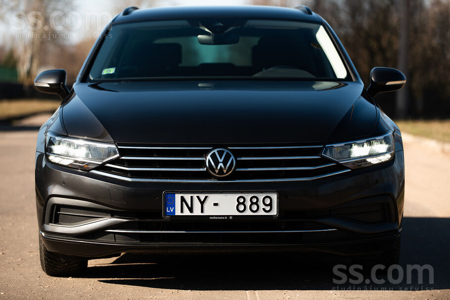 Volkswagen Uzņēmums pārdod automašīnu VW Passat B8 facelift,