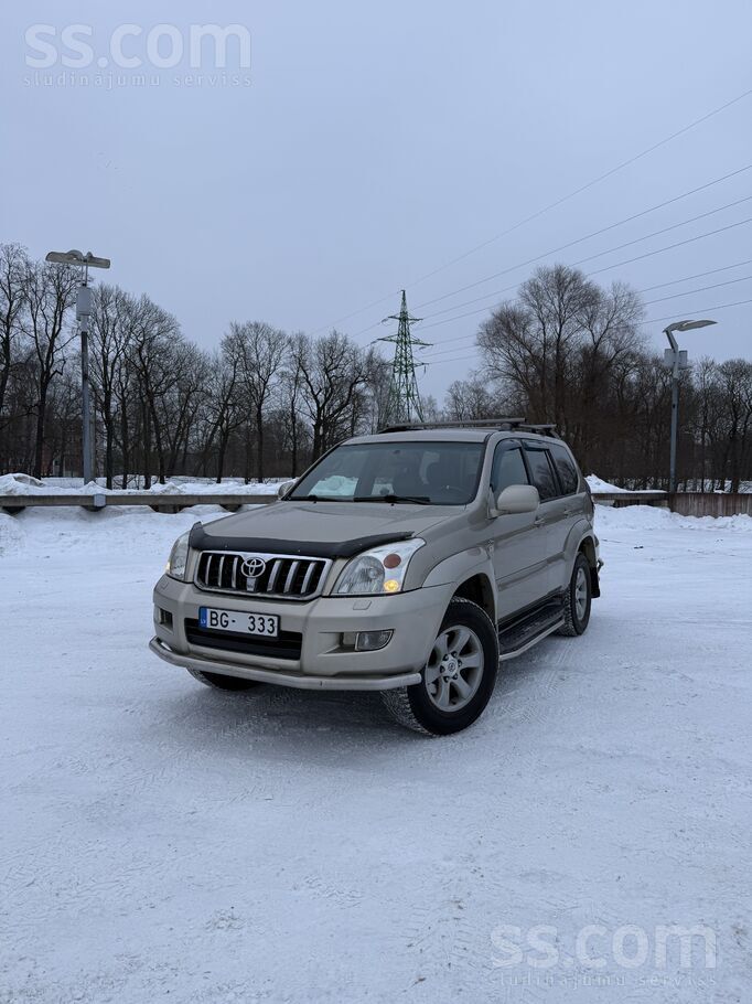 Toyota Pārdodu uzticamu auto