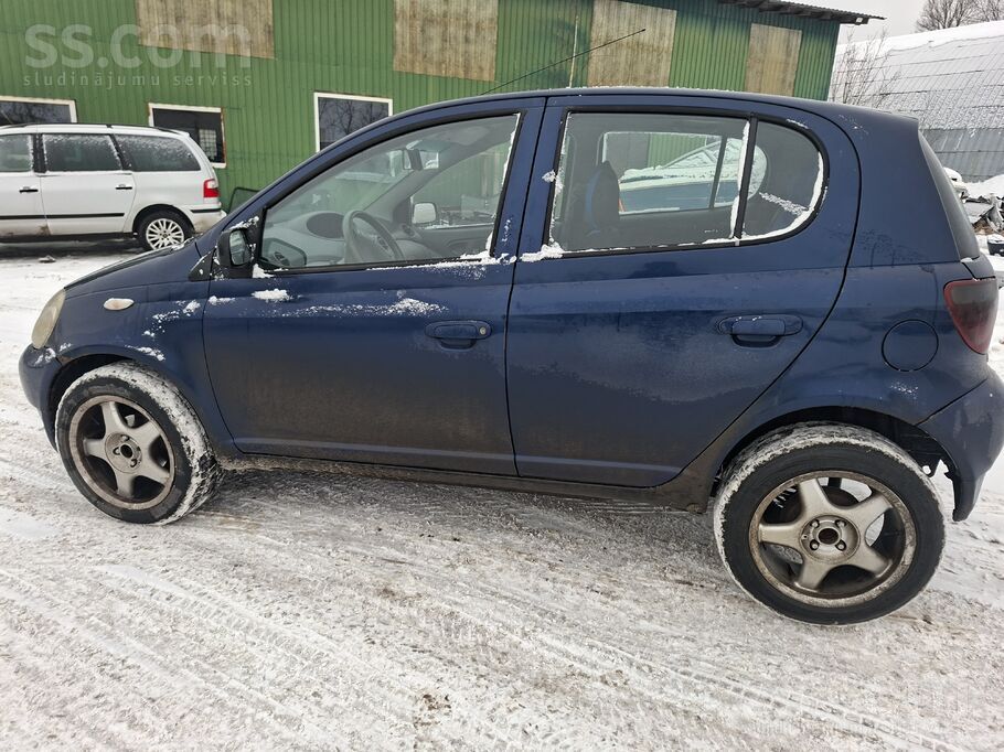 Toyota Pārdodu toyotu braucamu ekonomisku ar vizuāliem de