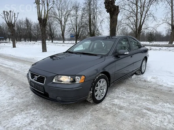 Volvo Automāts.
