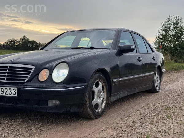 Mercedes Uz pārdošanu iet w210 facelift automāts ar 3.2cdi 