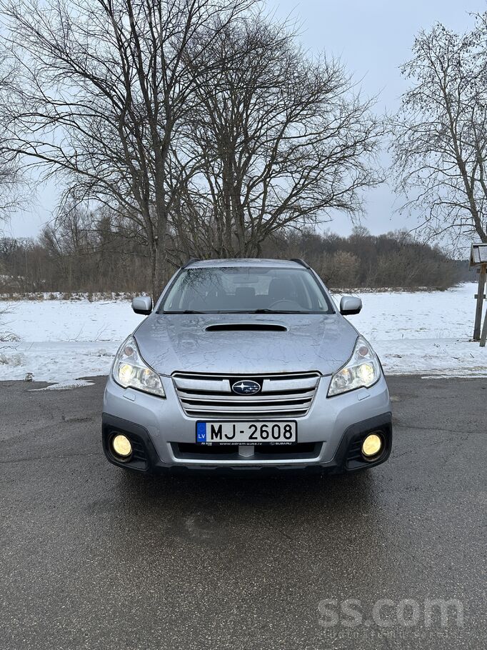 Subaru Sakarā ar jauna auto iegādi tiek pārdots Subaru Ou