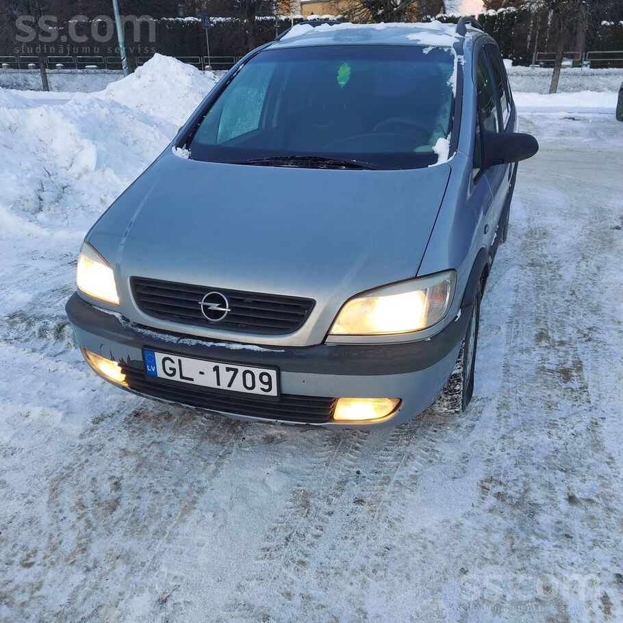 Opel Pārdodu opel zafira. Tagad viņai ir smilmības lapa