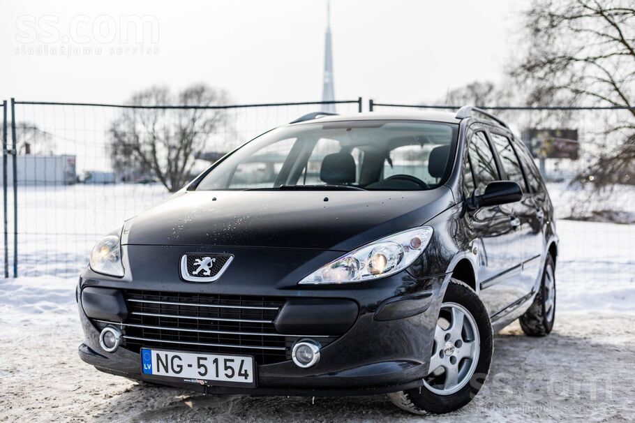 Peugeot Peugeot 307 ar 6 sēdvietām, 1.6 litru dīzeļdzinēju