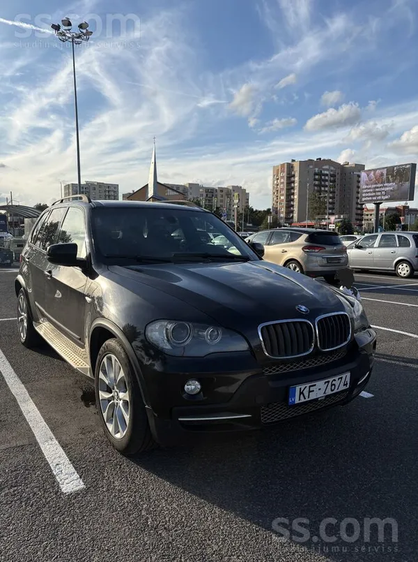 BMW Pārdodas BMW x5 E70 2007.gada 3.0D 173Kw M57.