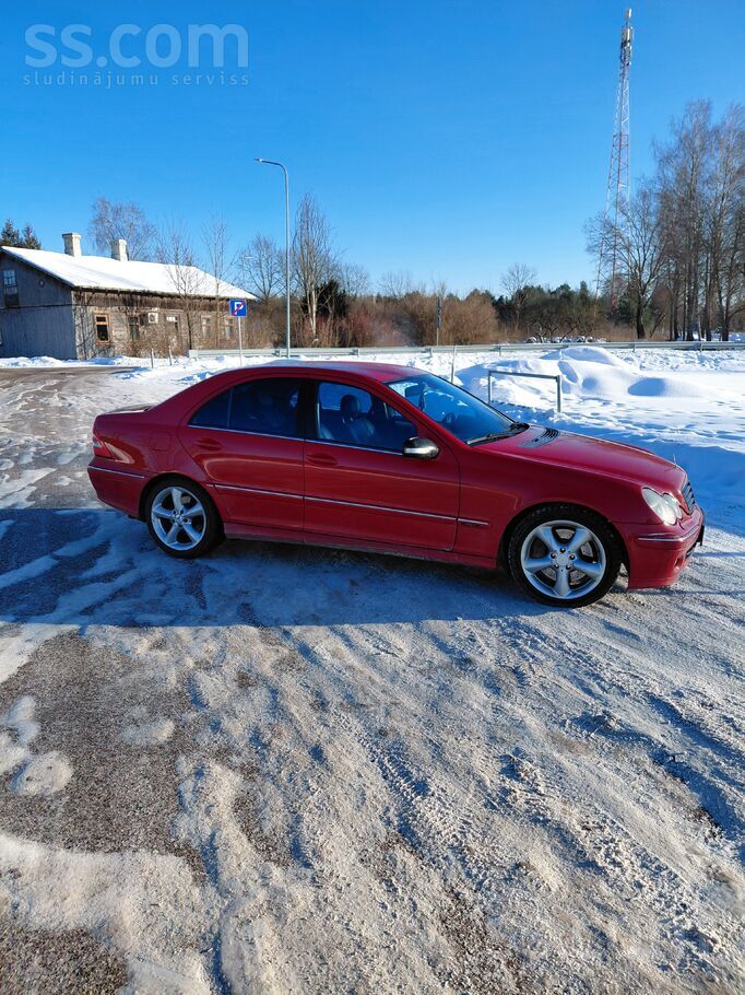 Mercedes Pardodu labu salabotu auto pirms tehniskas apskate