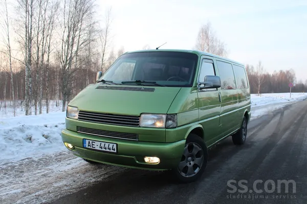Volkswagen Volkswagen T4 garajā bāzē individuālā izpildījumā 