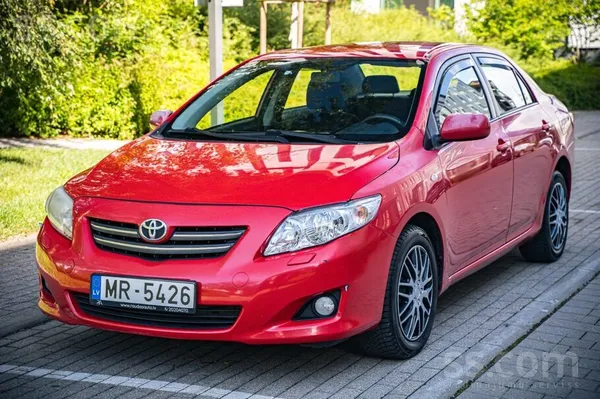 Toyota Pārdod Toyota Corolla 1.6 benzīns, 91 kw, automāti