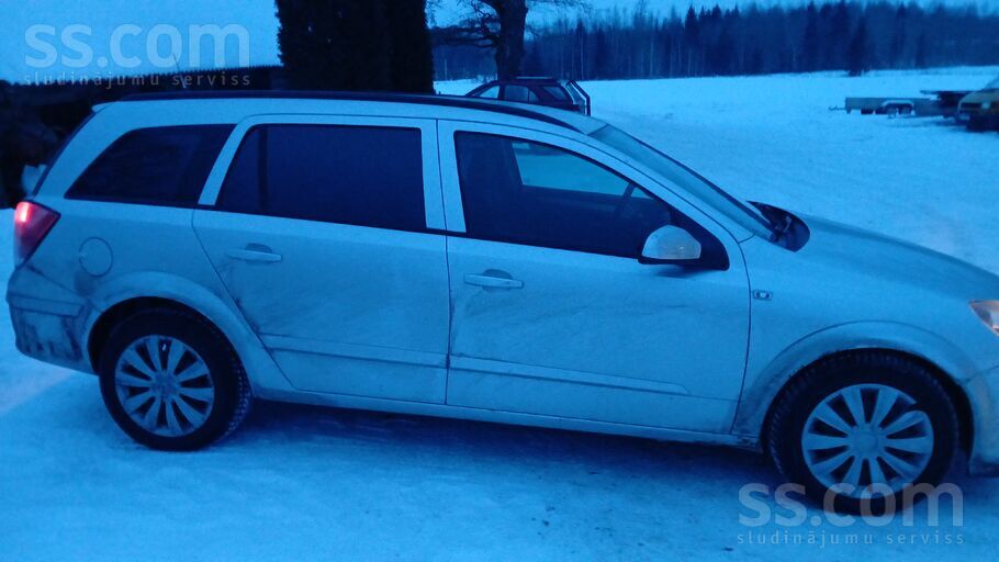Opel Pārdodu opel astra station vagon ar 1.9 cdti jaudī