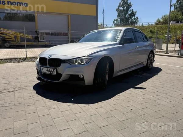 BMW 320 - 1