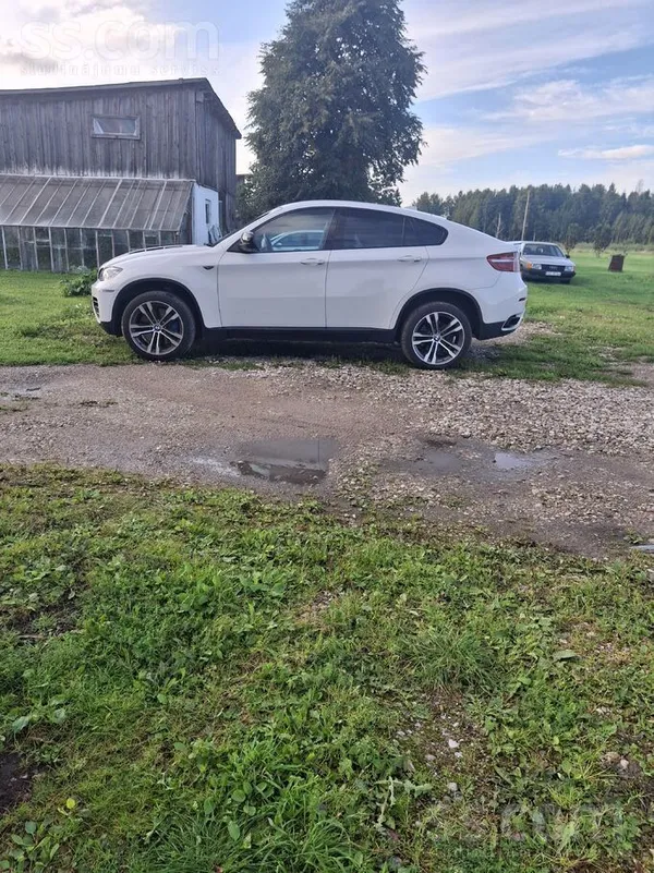 BMW X6 M-pack. Teicamā tehniskā un vizuālā stāvoklī. 