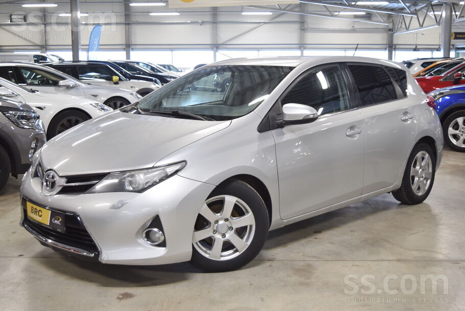 Toyota Auris M/t. 2013. gada. 1.4l dīzelis, 66 Kw (90 Hp)

Par iespēju aps