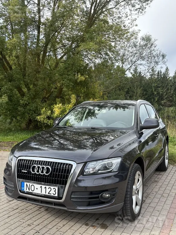 Audi Продаётся надёжный кроссовер Audi Q5 Quattro. 2010